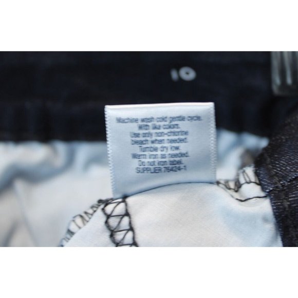 St. John's Bay Capri Jeans Women 10 Blue Denim High Rise Stretch Dark Wash - Picture 11 of 12